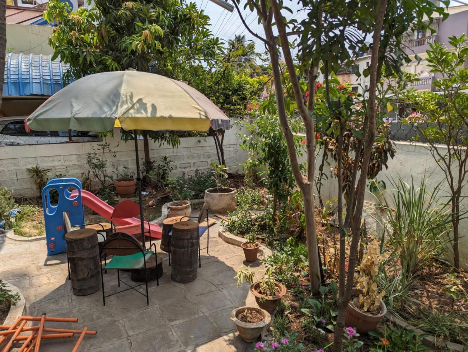 Swanky Sojourns Homestay 콜라푸르 외부 사진